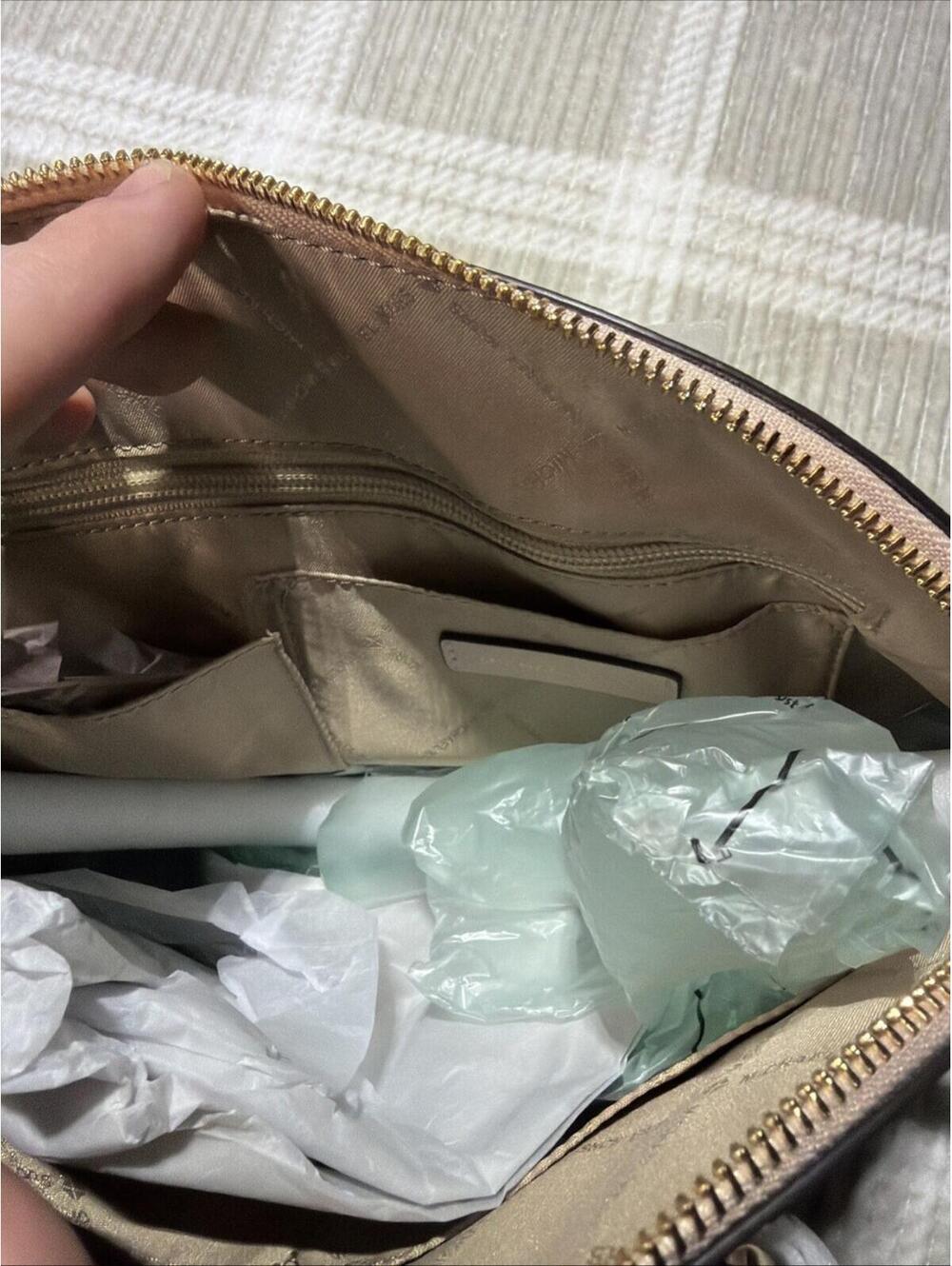 MICHAEL KORS EMMY LARGE DOME SATCHEL In BALLET Color - Picture 3 of 5